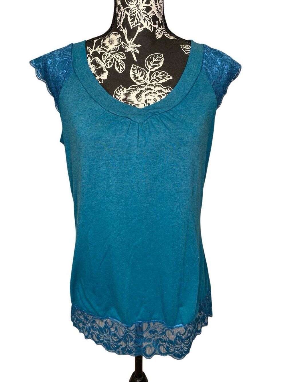 Maurices Teal Blue Lace Trim Tunic Top Cap Sleeve Scoop Neck Boho Romantic